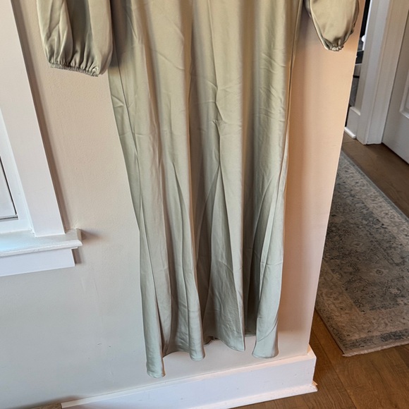 Billy J Dress - Picture 3 of 5